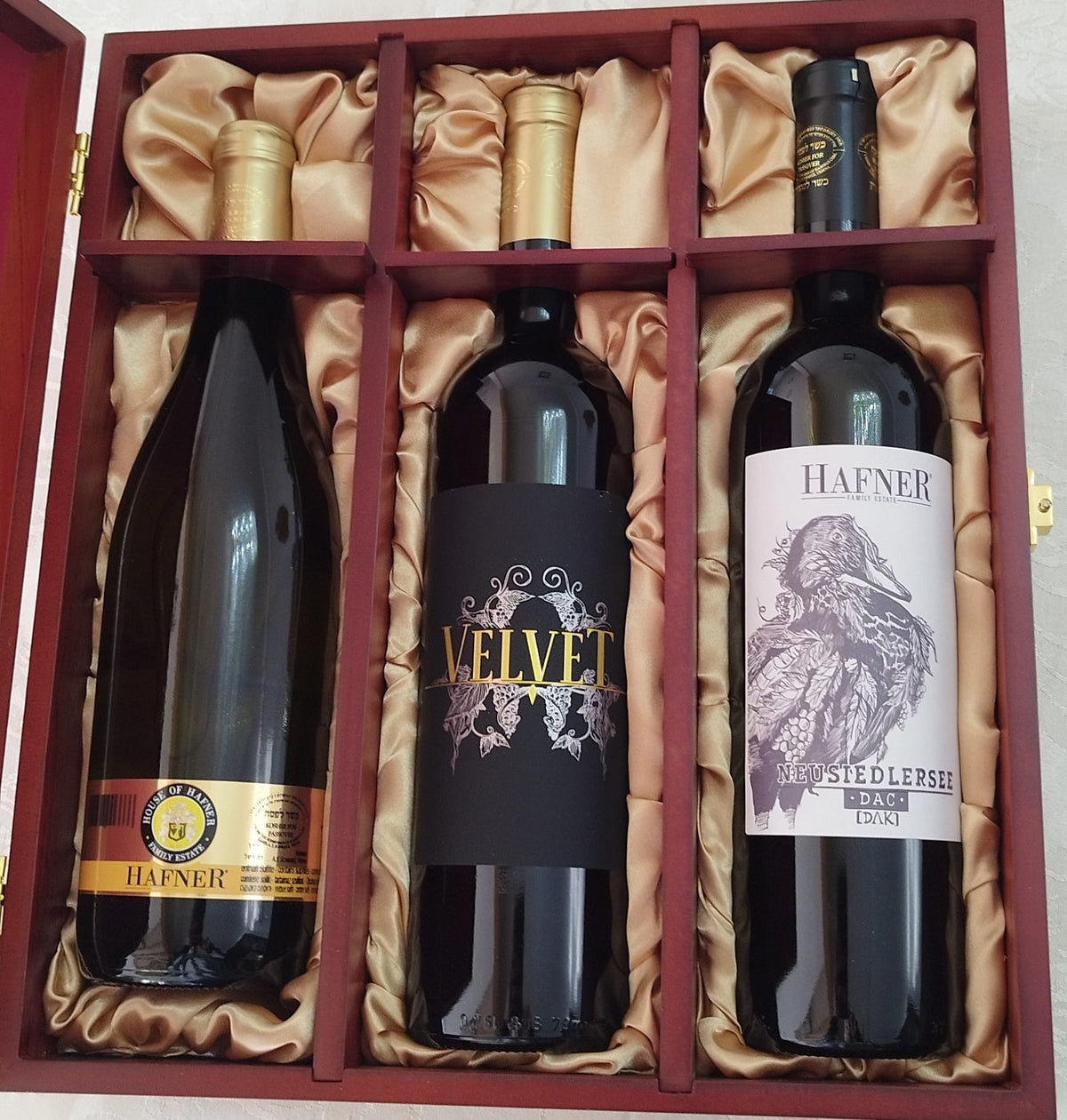 Hafner Box Exclusive Wine Gift Box (3 Options) – Free Shipping in Austria – HAFNER ...